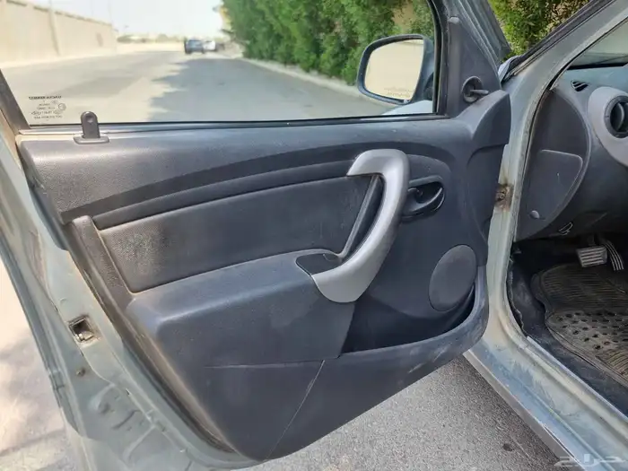 رينو للبيع 3