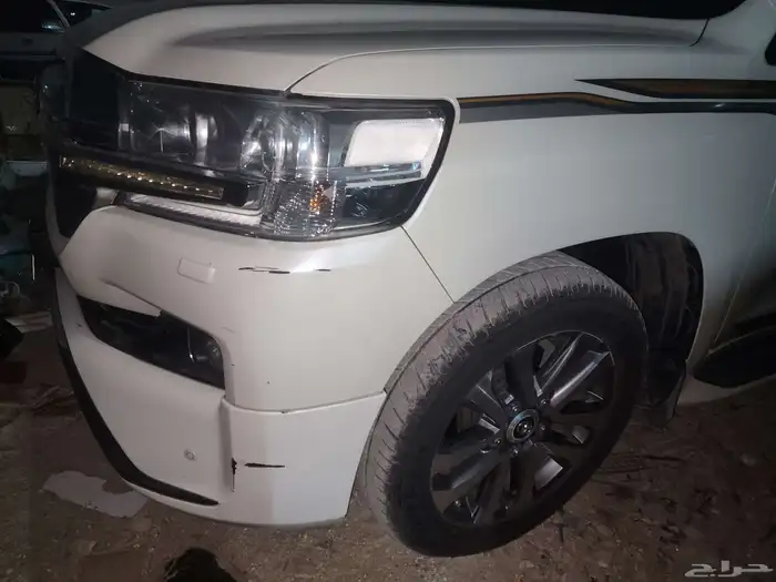لاندكروزر 2018 vxr 4