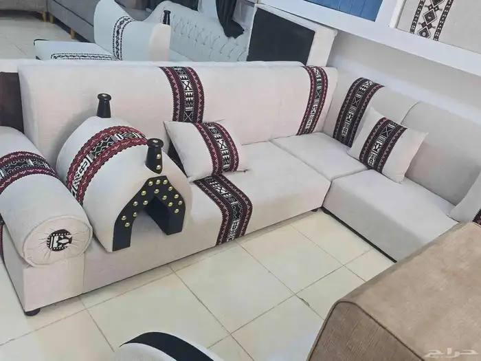 كنب اشفج خشب سيارة واي فيه تفصل 0