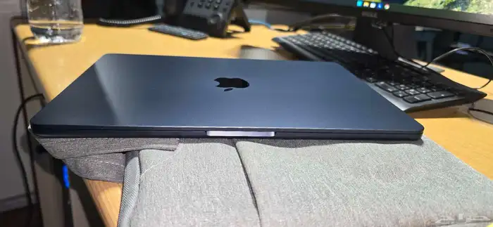Apple air M2 جديد 1