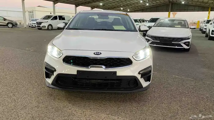 كيا سيراتو 2021 نص فل (بنزين) 1.6 5