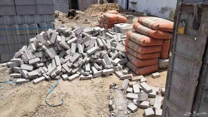 بطحاء اسمنت طوب عتب دفنيات طرطشا ترلات بطحاء رياض بطحاء اسمن 7