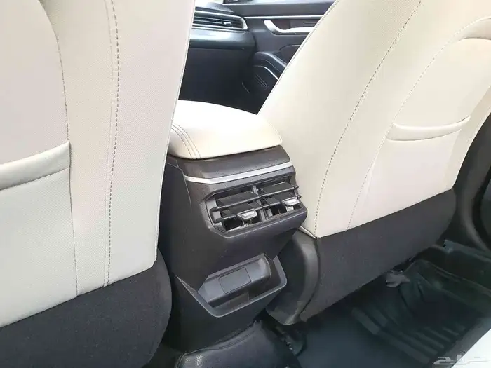 جيلي ام جراند 2023 استاندر سعودي 26