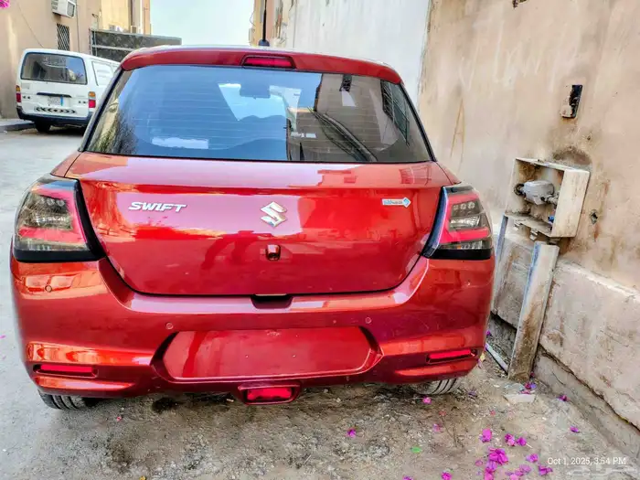 Suzuki swift 2025 Gl Plus  looking for changing owner ship 0