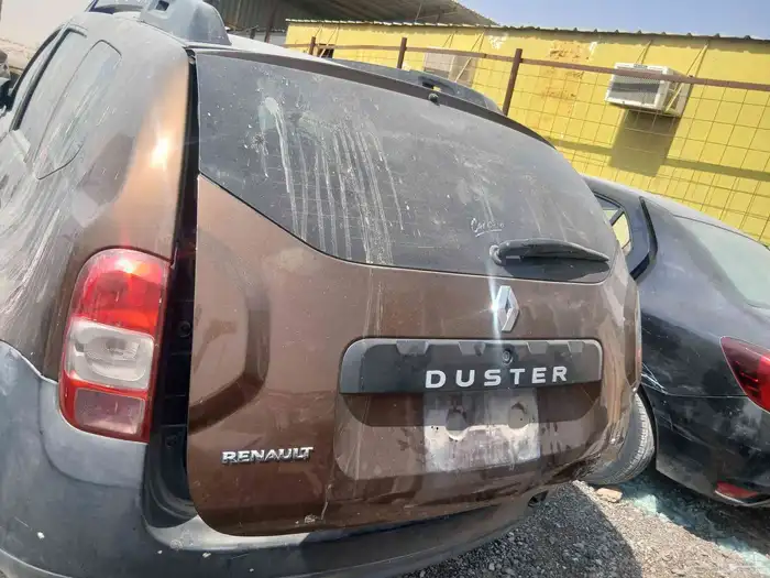 قطع غيار رينو دستر 2015 3