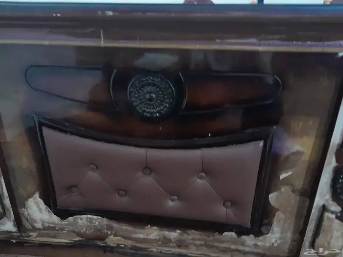 طاولة مكتب للبيع 250 قابل للتفاوض 0