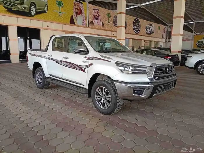 هايلوكس غمارتين S-GLX 4 4 اوتوماتيك بنزين 2025 7
