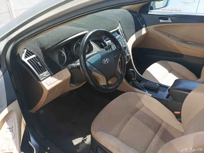 Hyundai Sonata for sale car in good condition with valid doc 6
