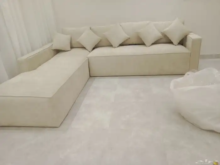 مفروشات الرياض  تفصيل جميع انواع الكنب والجلسات الارضي والس 4