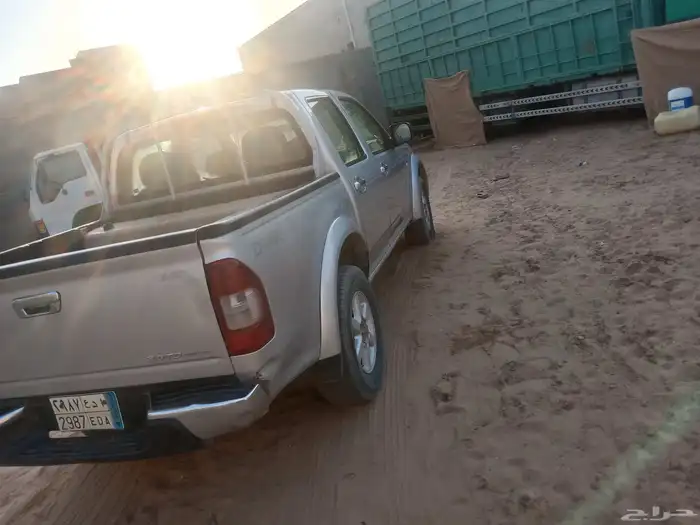 ايسوزو ديماكس 2005 0