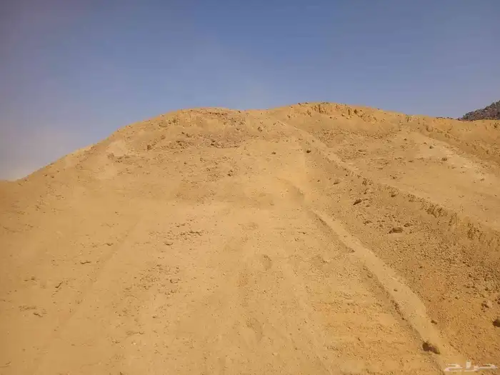 يوجد لدينا دفان احمررر رقم واحد با الاسعار منسبه 5