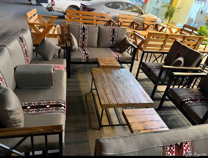 جلسات الخارجية تقم خشب و حديد 1