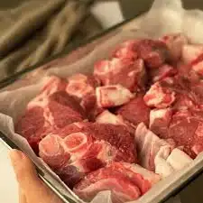 أنا جزار خبرة في مجال الملاحم أي ملحمه خبره 4 سنوات متمكن 2