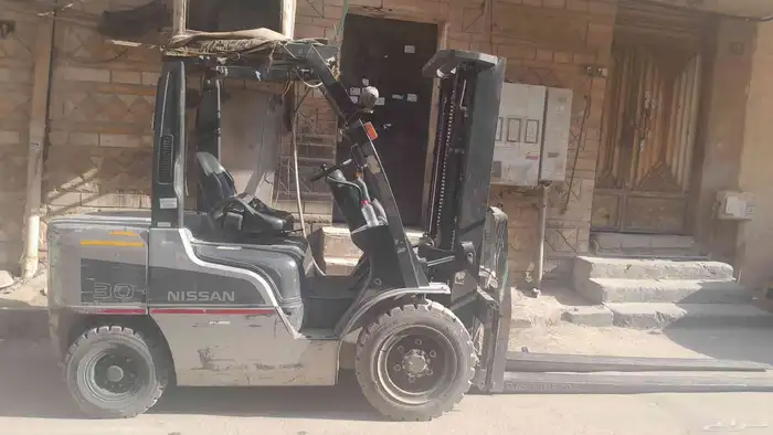 فوركلفت رافعه شوكيه للايجار 3