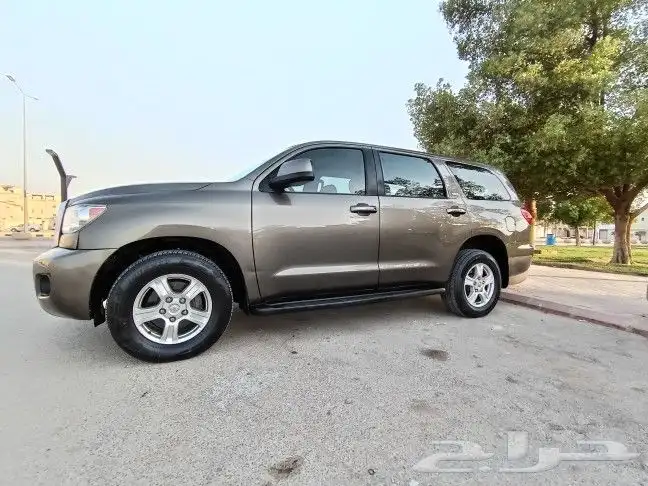 سيكويا 2012 دبل ثلاجه بدي وكاله محركات 22
