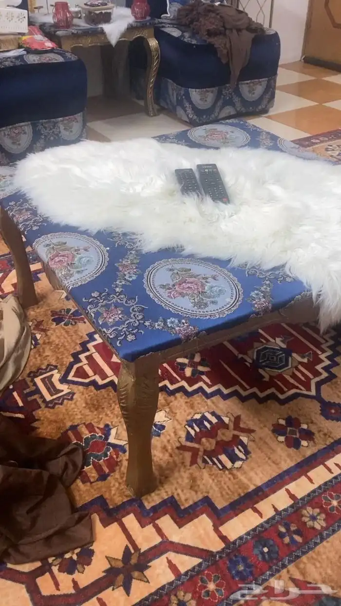 كنب او كراسي 1