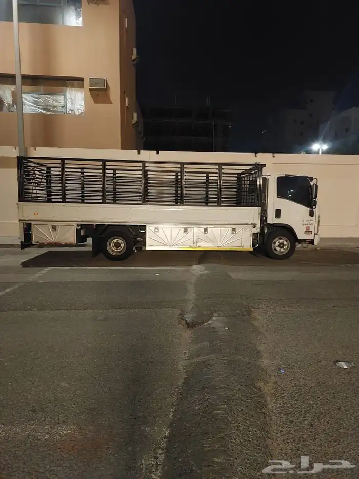 دينا نقل عفش والاثاث 6متر 0