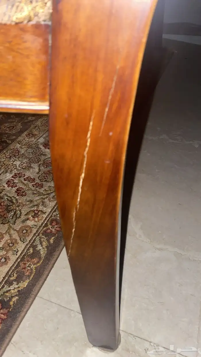 طاوله خشب مع 10 كراسي للبيع 3