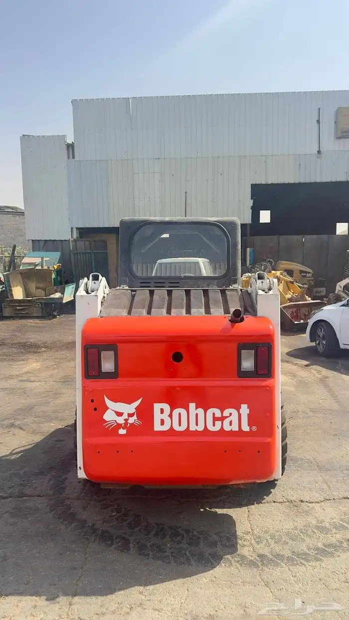 بوبكات ببكات بوب كات 130s موديل 2010 للبيع 2