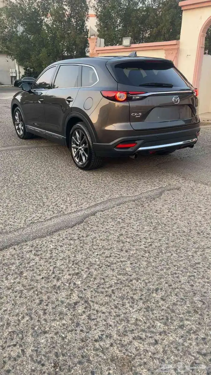 للبيع جيب مازده 2020 CX9 سقنتشر نظيف جدا 0