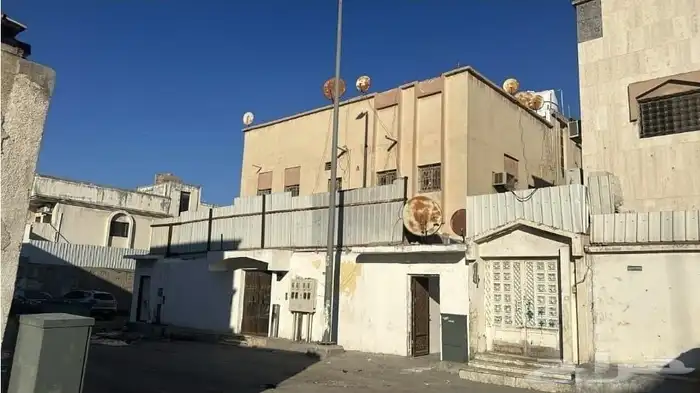 للبيع عمارة الدمام حي البادية دخل 63 الف 0