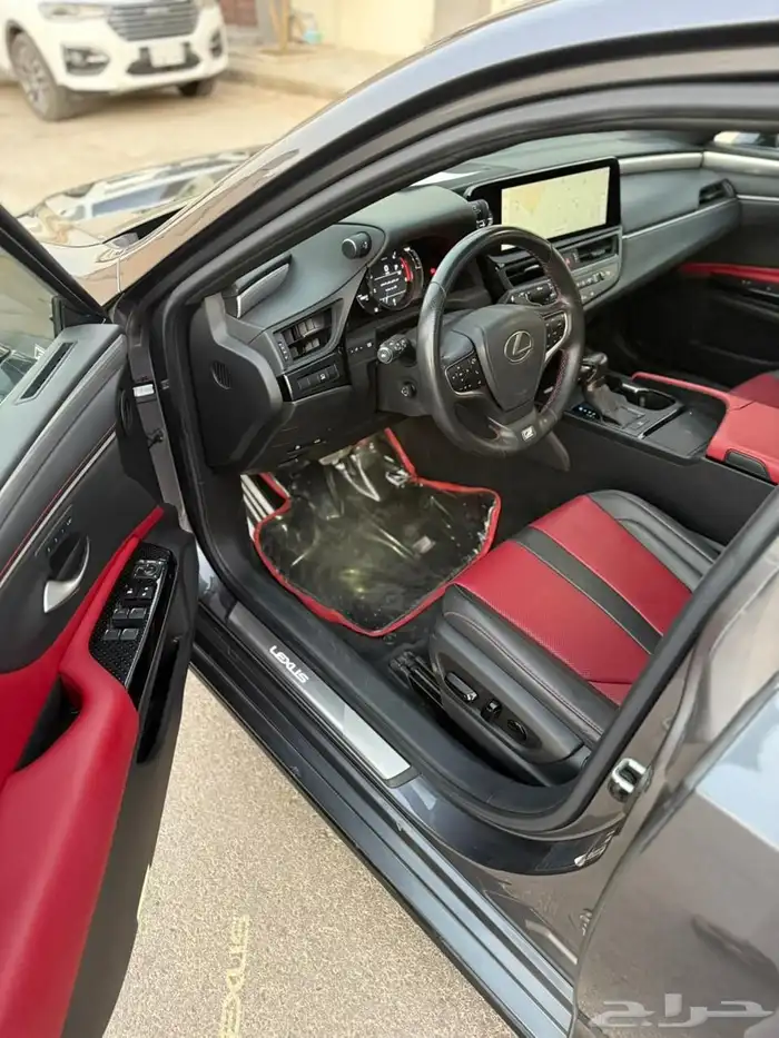 لكزس 2023 ES350 F Sport للبيع 10