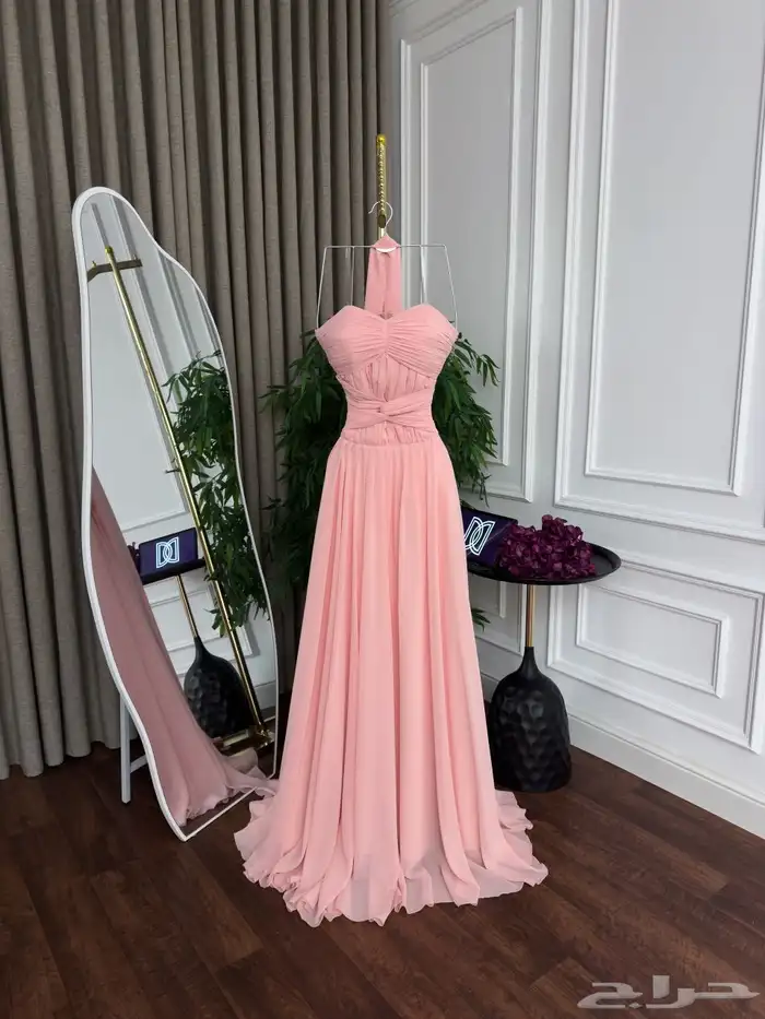 كوني نجمة مناسبتك مع فساتيننا الراقية 22