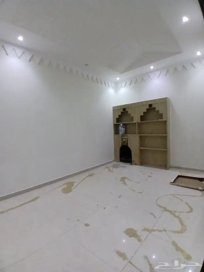 فيلا للبيع حي الرمال الذهبي 1