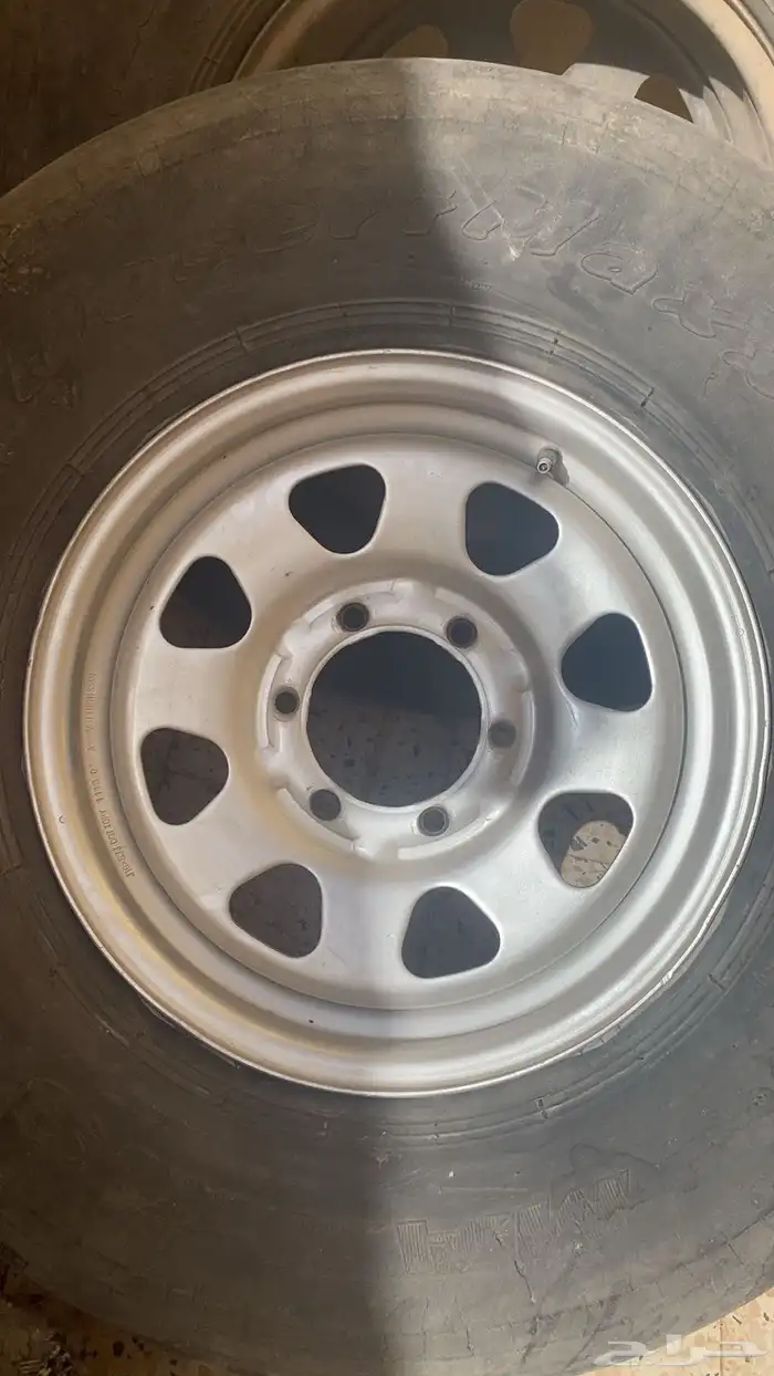 جنوط نيسان كروم اربعه جدد بدون الكفرات 0