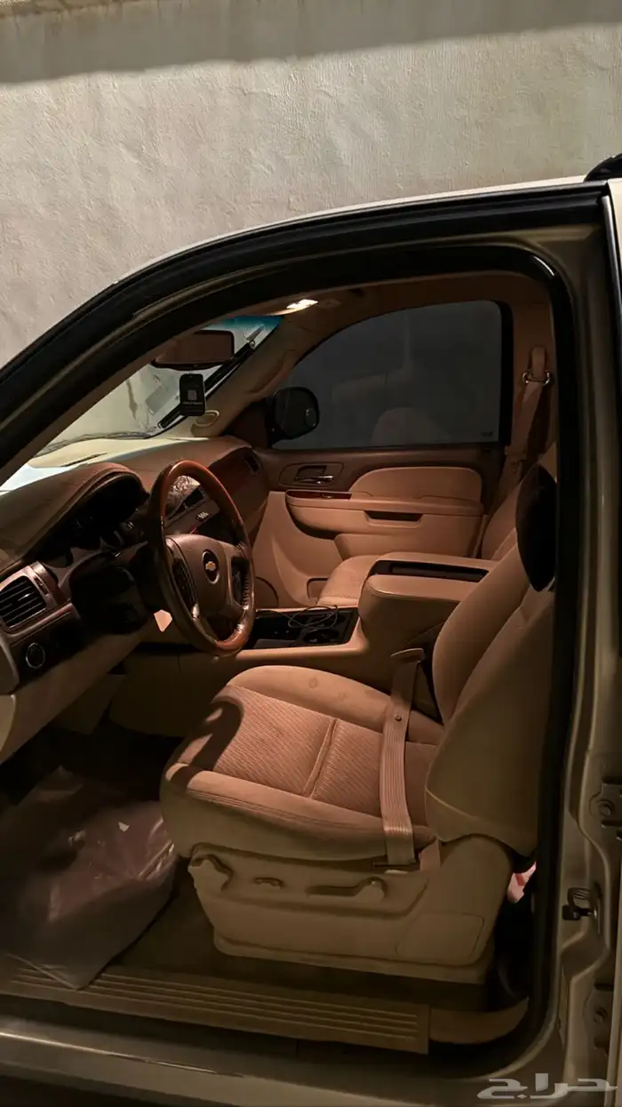 تاهو 2011 نظيف جدا  للبيع 4