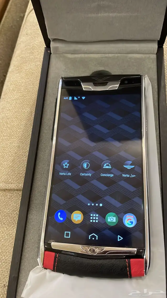 Vertu for Bentley أول هاتف فاخر من توقيع بنتلي 0