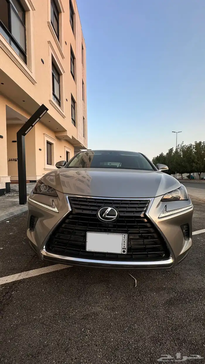 لكزس NX 2020   300 سعودي وارد عبد اللطيف جميل 5