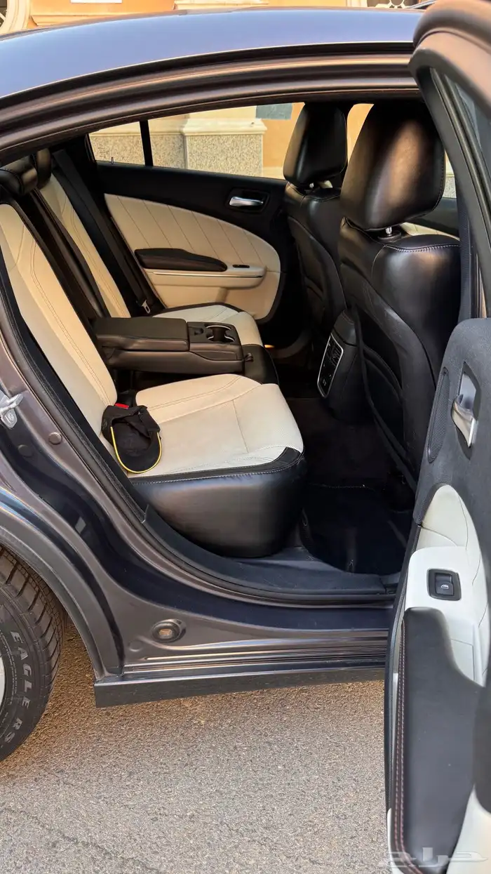 تشارجر 2018 sxt plus 37