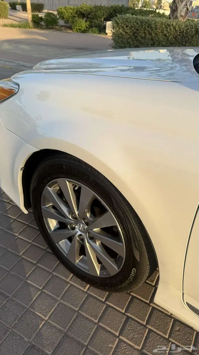 تويوتا أفالون 9