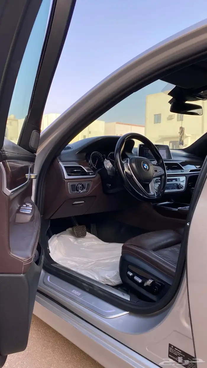 بي ام دبيلو 740Li 3