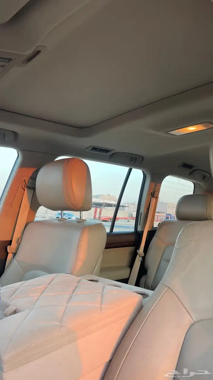 للبيع لانكروزر VXR 2011 ( 5.7 ) 18