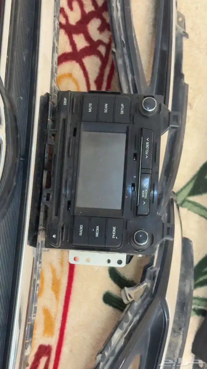 للبيع قطع سوناتا 4