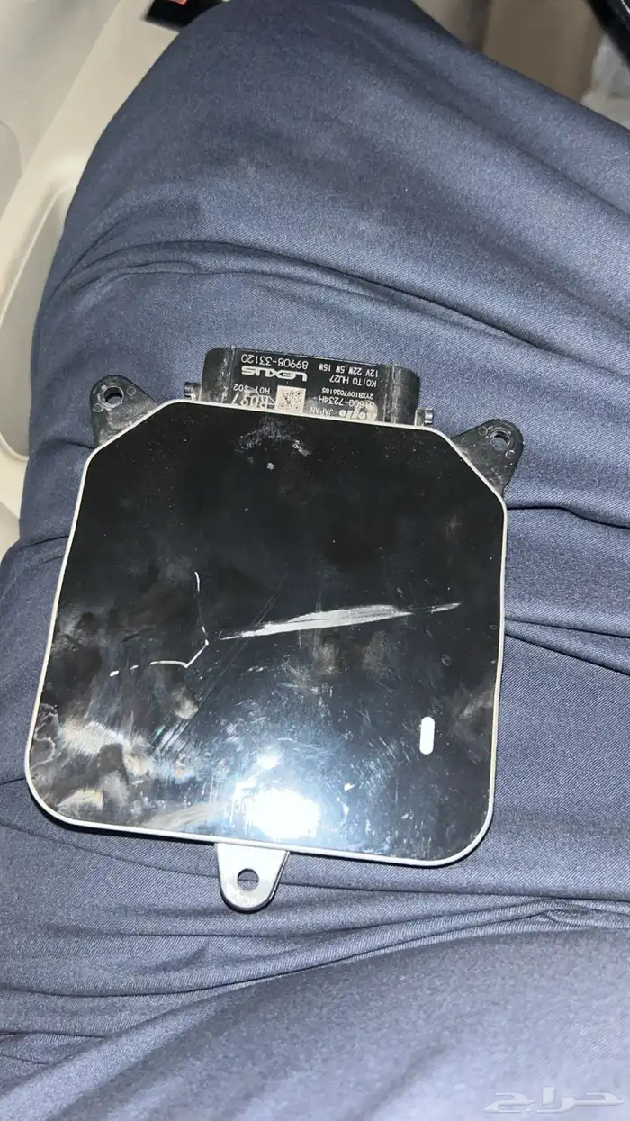 جهاز شمعه لكزس اي اس من2020الى2025 0