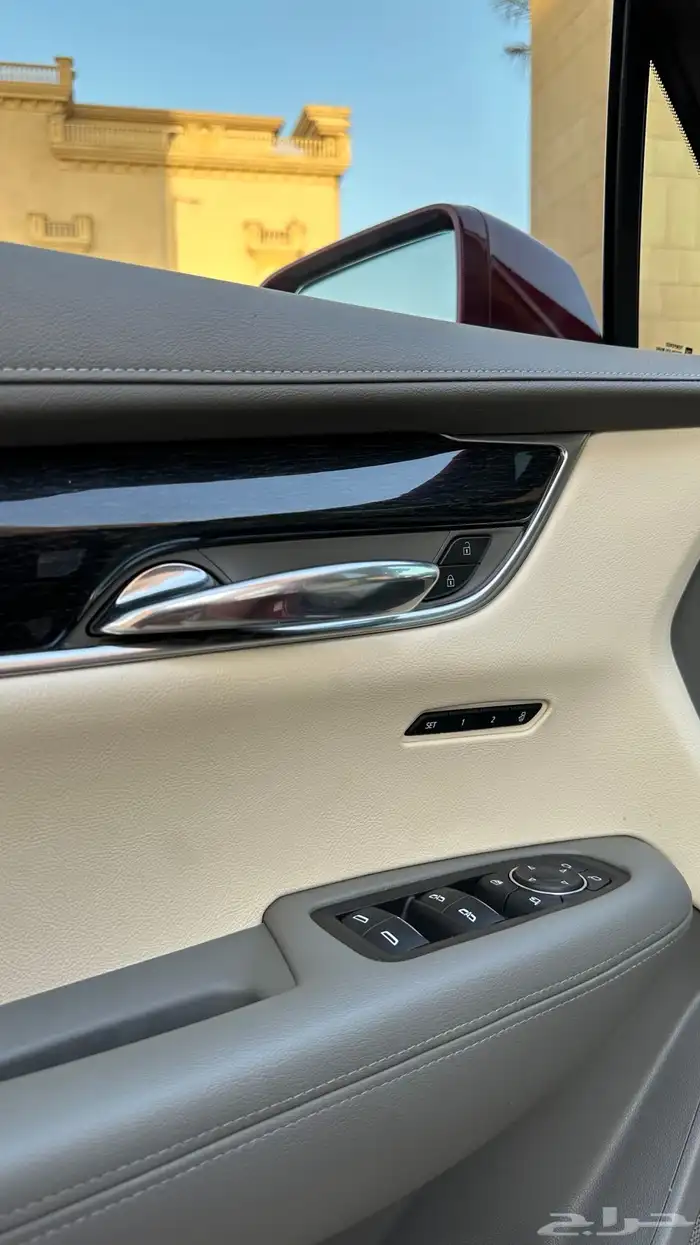 كاديلاك XT6 موديل 2020 14