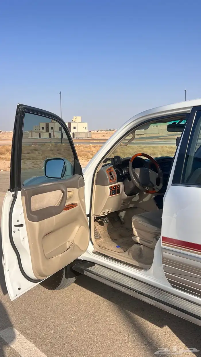 لاندكروزر 2005 3