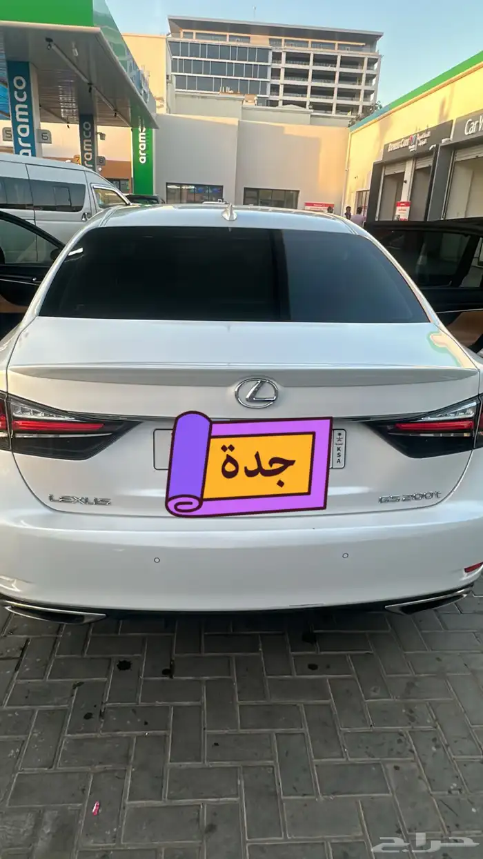 لكزس GS 200t نظيفه جدا وارد عبداللطيف جميل 0