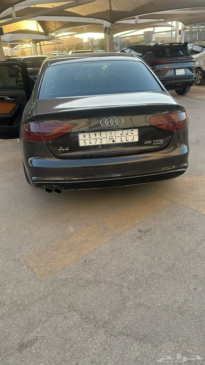 Audi A4 2016 S-Line Quattro 5
