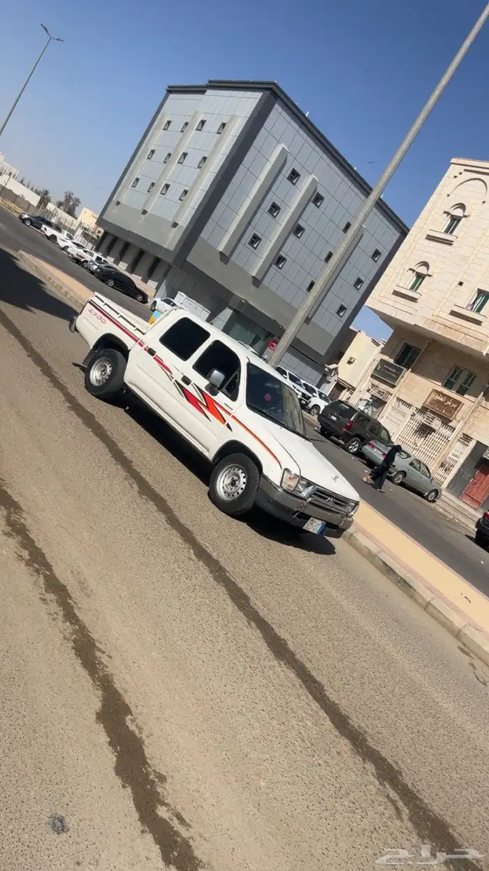 هايلوكس مديل 1999 5