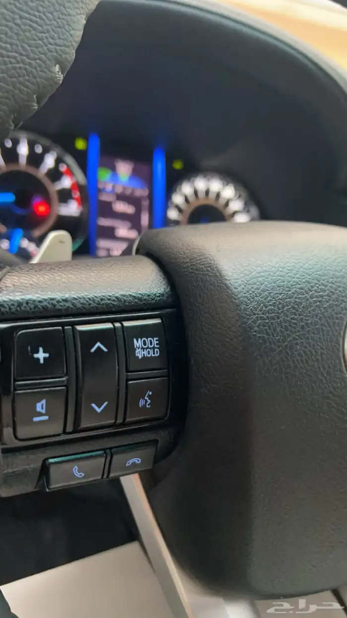 تويوتا فورتشنر 2018 VX2 فل كامل 21