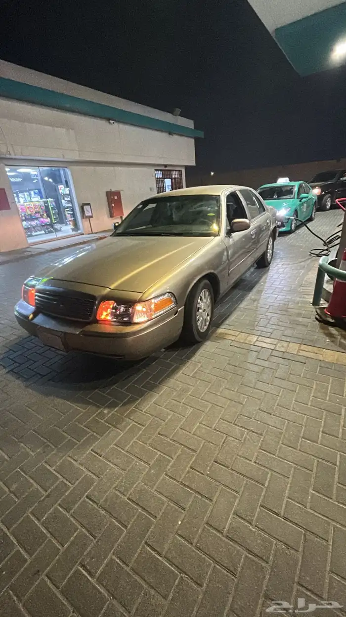 فورد فكتوريا 2003 0