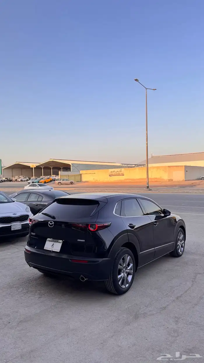 للبيع مازدا CX30- 2024 نص فل -ممشى قليل جدا 3
