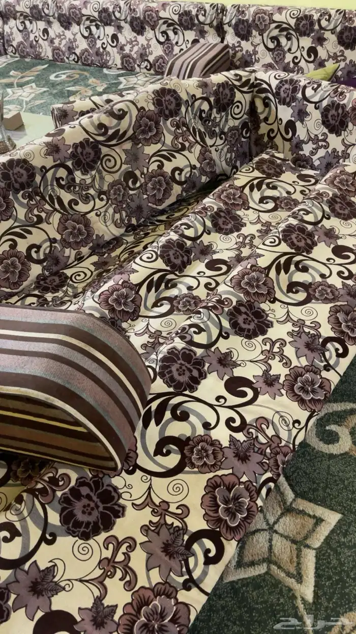 كنت ارضي مساحه4في8 14كنبه مع6مراكي 0