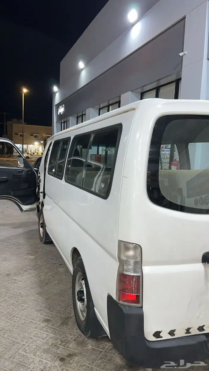 للبيع باص اورفان نيسان 5