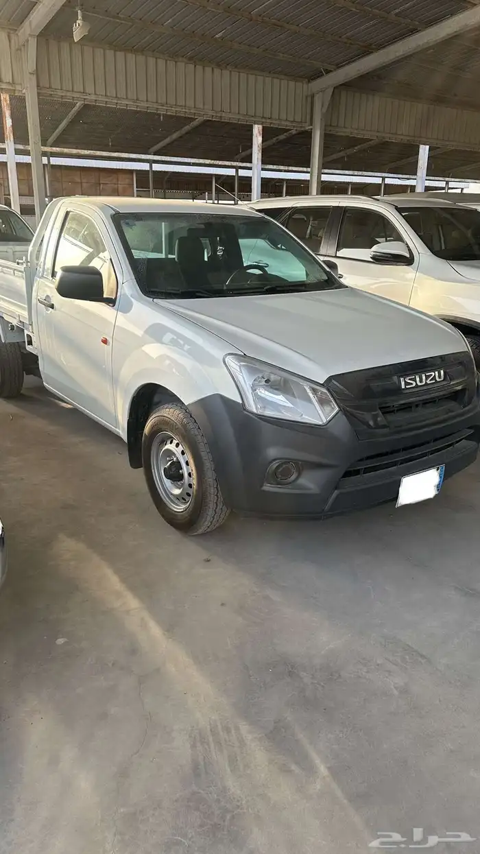 ايسوزو 2022 غماره ديزل جوانب وكالة ممشى قليل 0