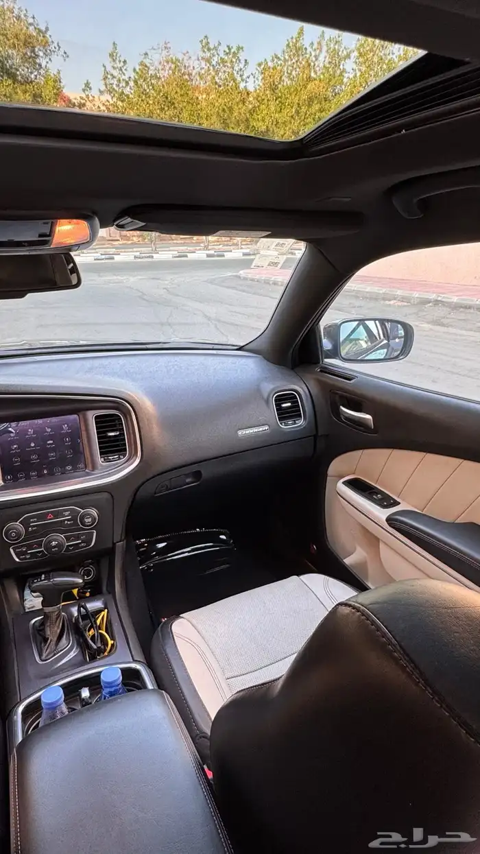 تشارجر 2018 sxt plus 30